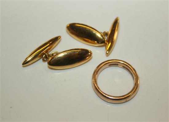 Pair of 18ct  cufflinks and 9ct gold wedding band